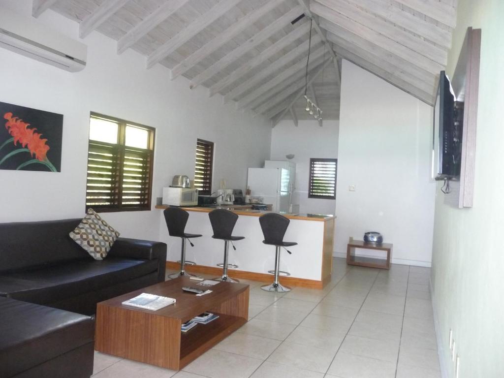Buccaneer Beach Club Dickenson Bay Номер фото